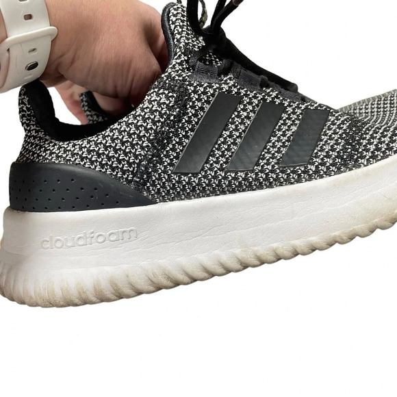 Adidas Women’s Cloudfoam Ultimate Running Shoes in Black/White Size 6 - Picture 13 of 14